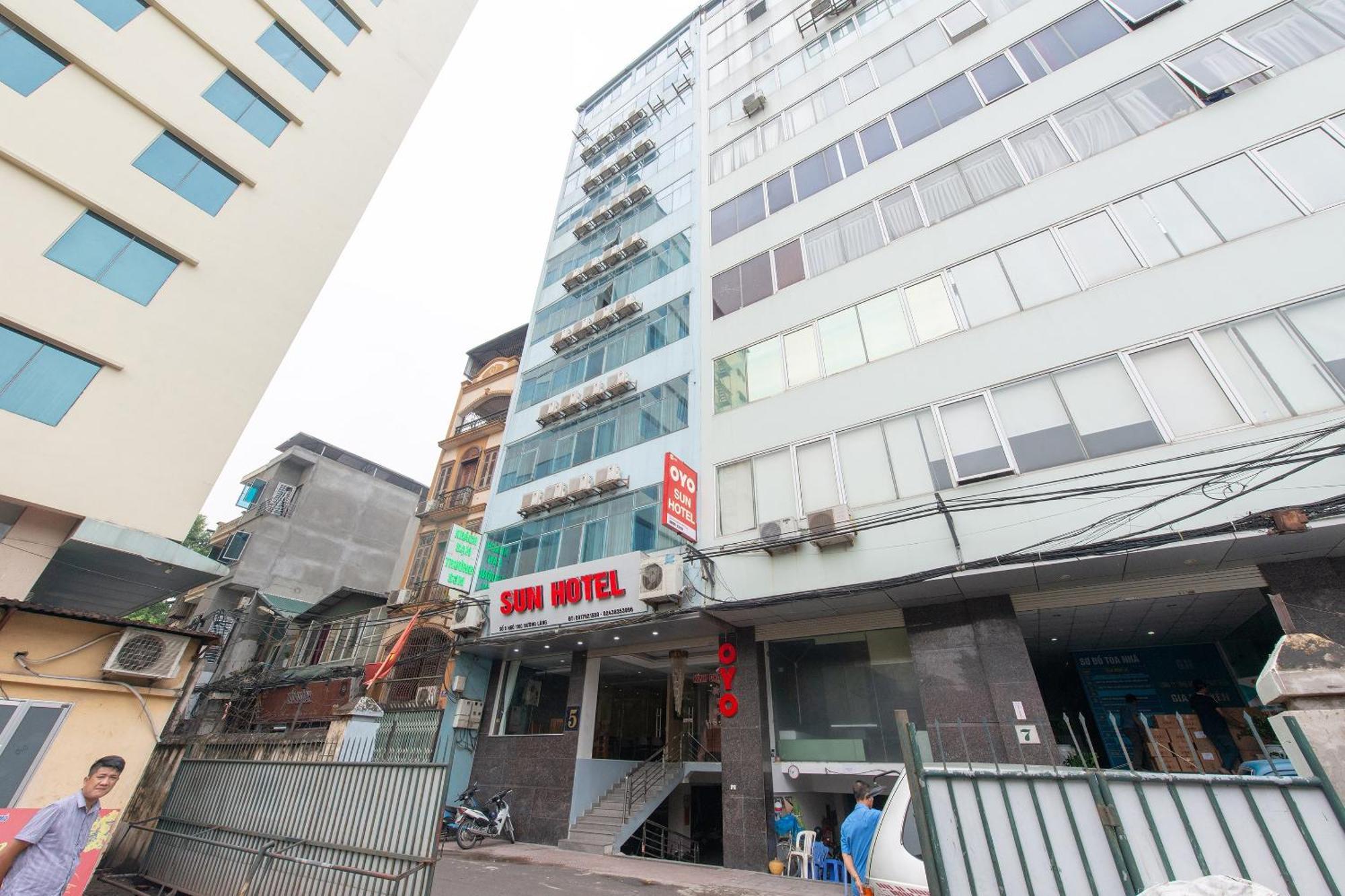 Capital O 417 Truong Son Hotel Hanoi Exterior foto