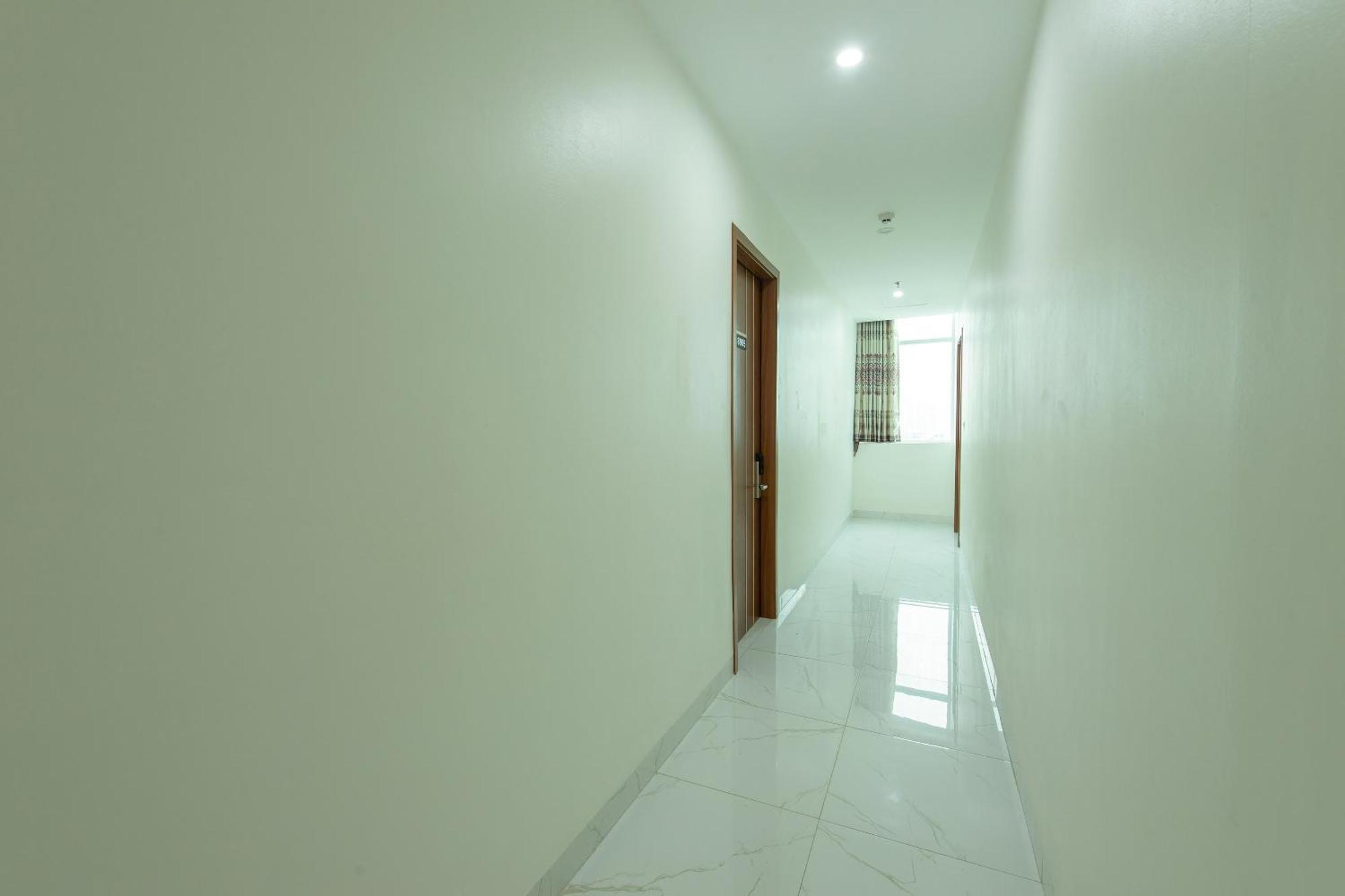 Capital O 417 Truong Son Hotel Hanoi Exterior foto